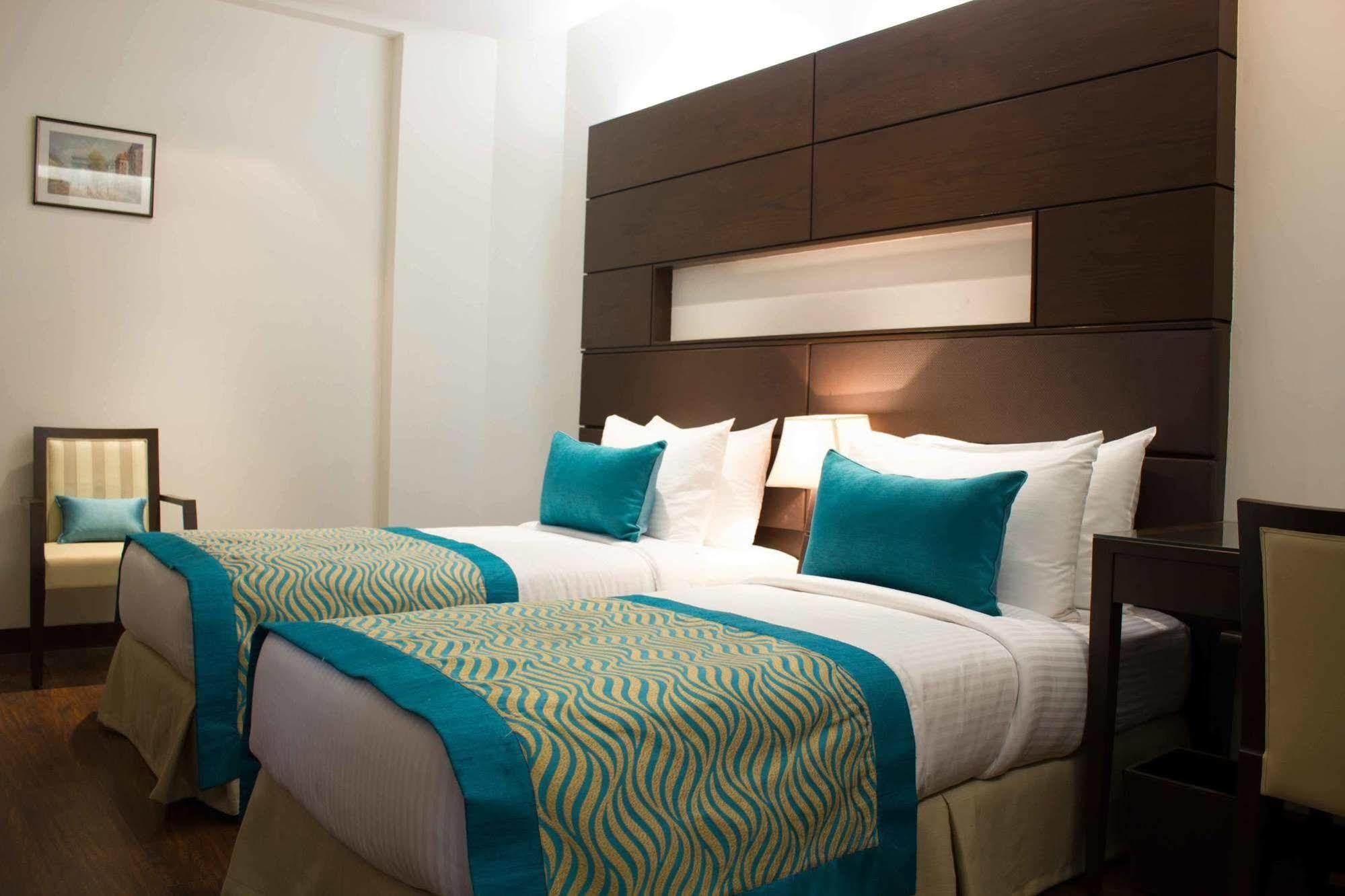 Stately Suites Mg Road Gurgaon Exterior foto